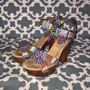 Gianni Bini platform heels